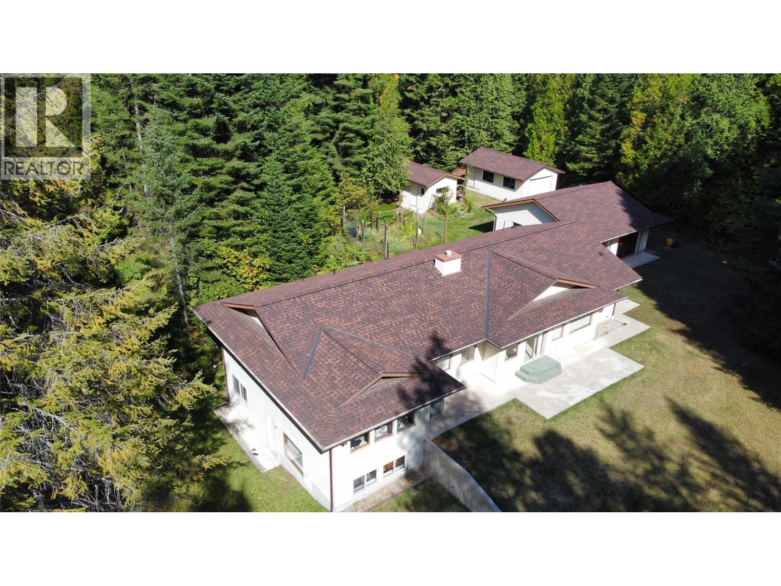 1070 Webb Road, South Slocan, British Columbia  V0G 2G0 - Photo 8 - 10399737