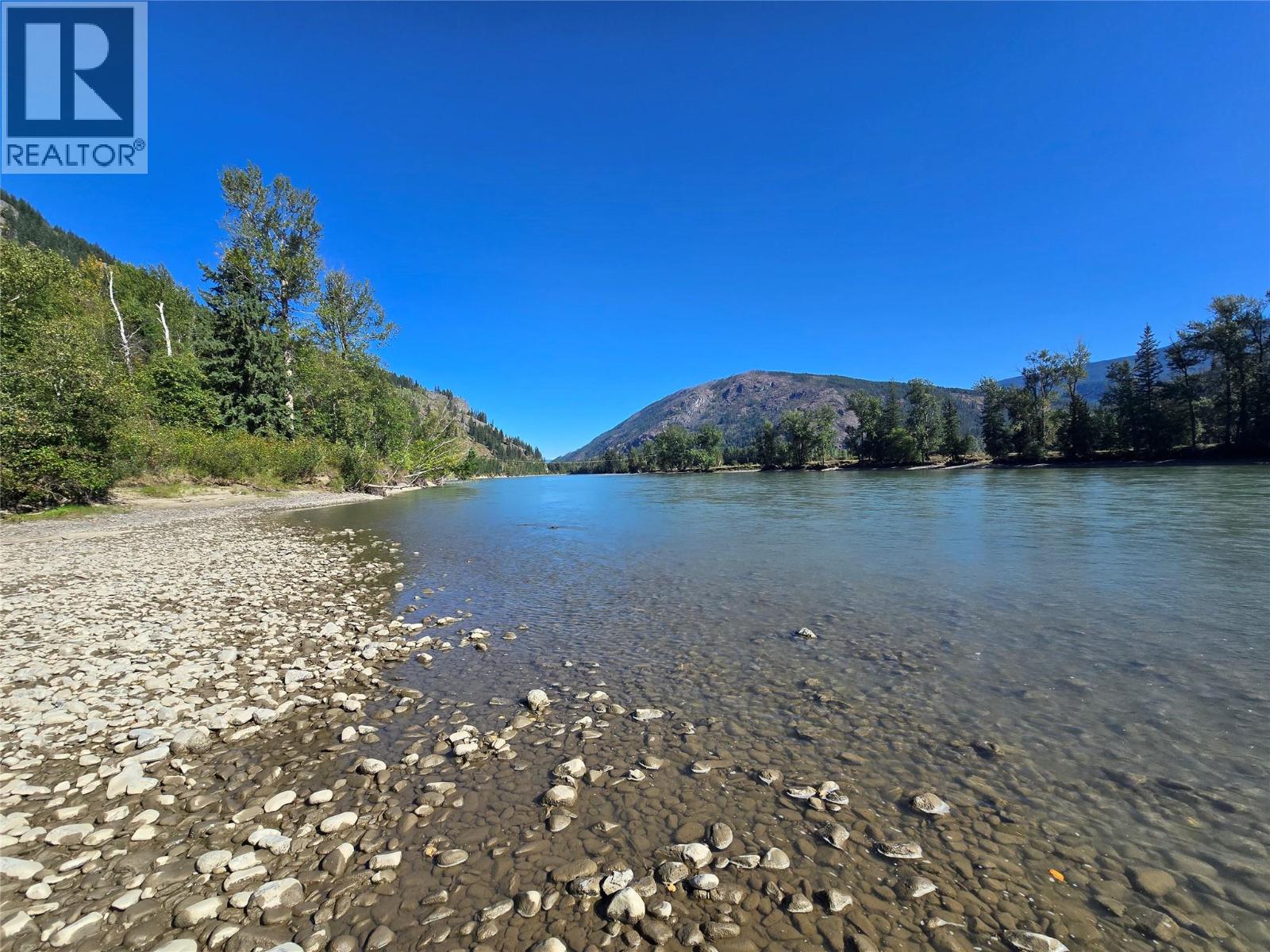 4504 Yellowhead Highway S, Little Fort, British Columbia  V0E 2C0 - Photo 8 - 10401270
