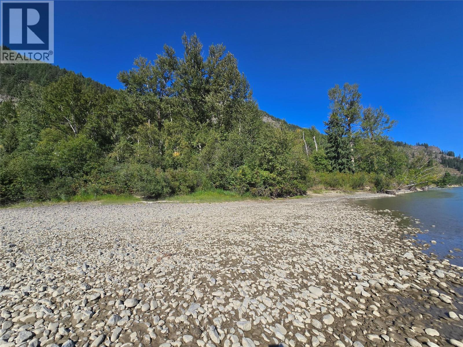 4504 Yellowhead Highway S, Little Fort, British Columbia  V0E 2C0 - Photo 9 - 10401270