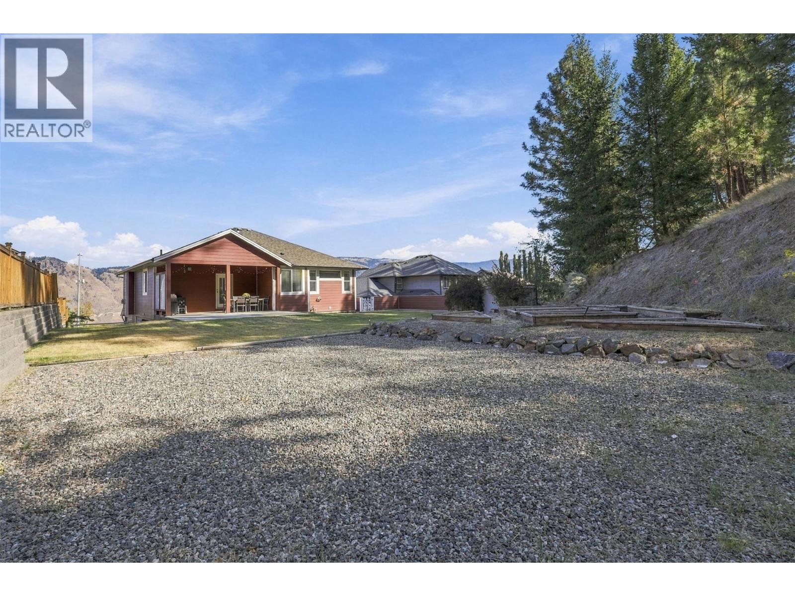 1933 Galore Crescent, Kamloops, British Columbia  V2E 0E7 - Photo 46 - 10400841