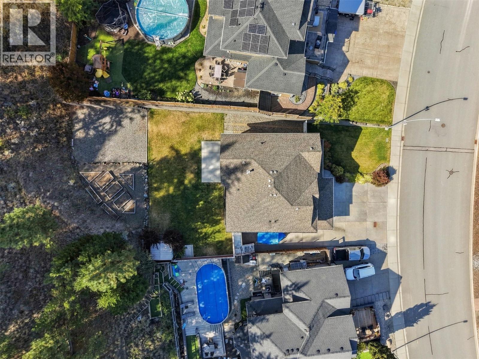 1933 Galore Crescent, Kamloops, British Columbia  V2E 0E7 - Photo 57 - 10400841