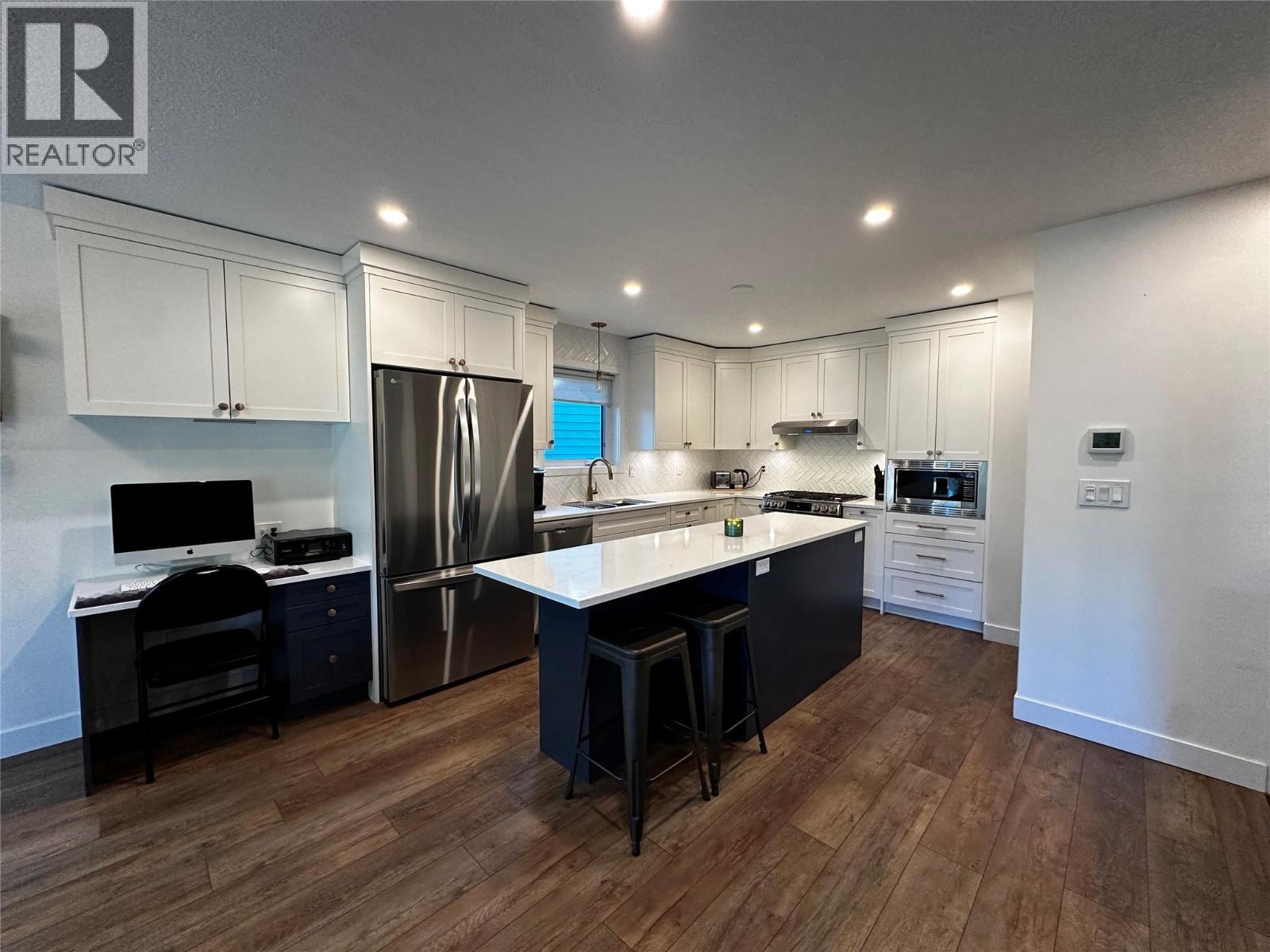 1301 Grosvenor Place, Castlegar, British Columbia  V1N 3X8 - Photo 13 - 10401069