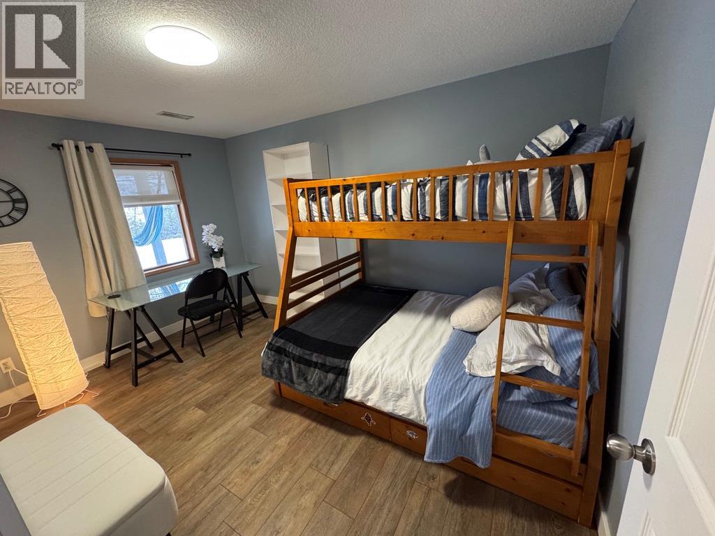 1301 Grosvenor Place, Castlegar, British Columbia  V1N 3X8 - Photo 56 - 10401069