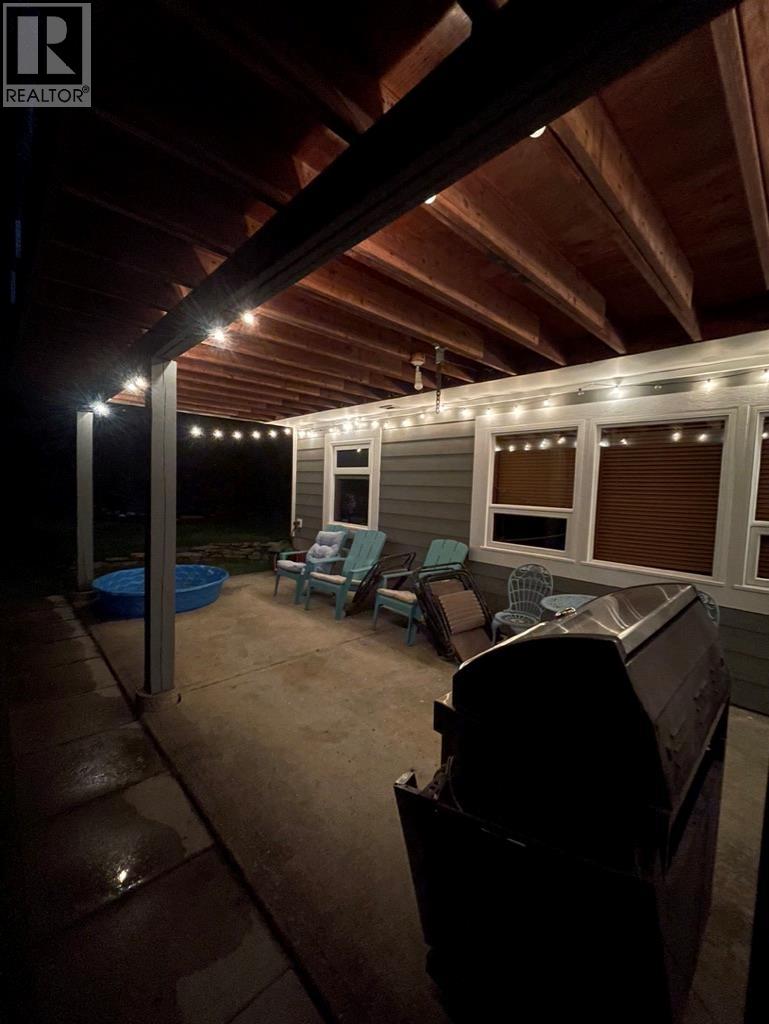 1301 Grosvenor Place, Castlegar, British Columbia  V1N 3X8 - Photo 59 - 10401069