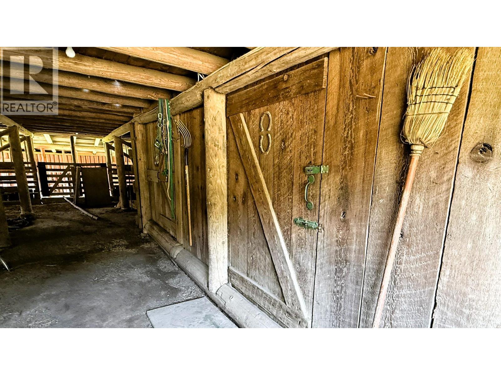 15370 Highway 31 Highway, Poplar Creek, British Columbia  V0G 1N0 - Photo 37 - 10400877