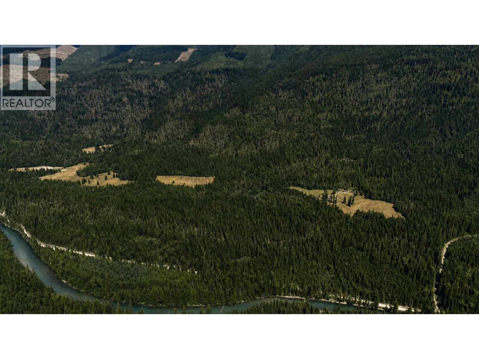 15370 Highway 31 Highway, Poplar Creek, British Columbia  V0G 1N0 - Photo 4 - 10400877