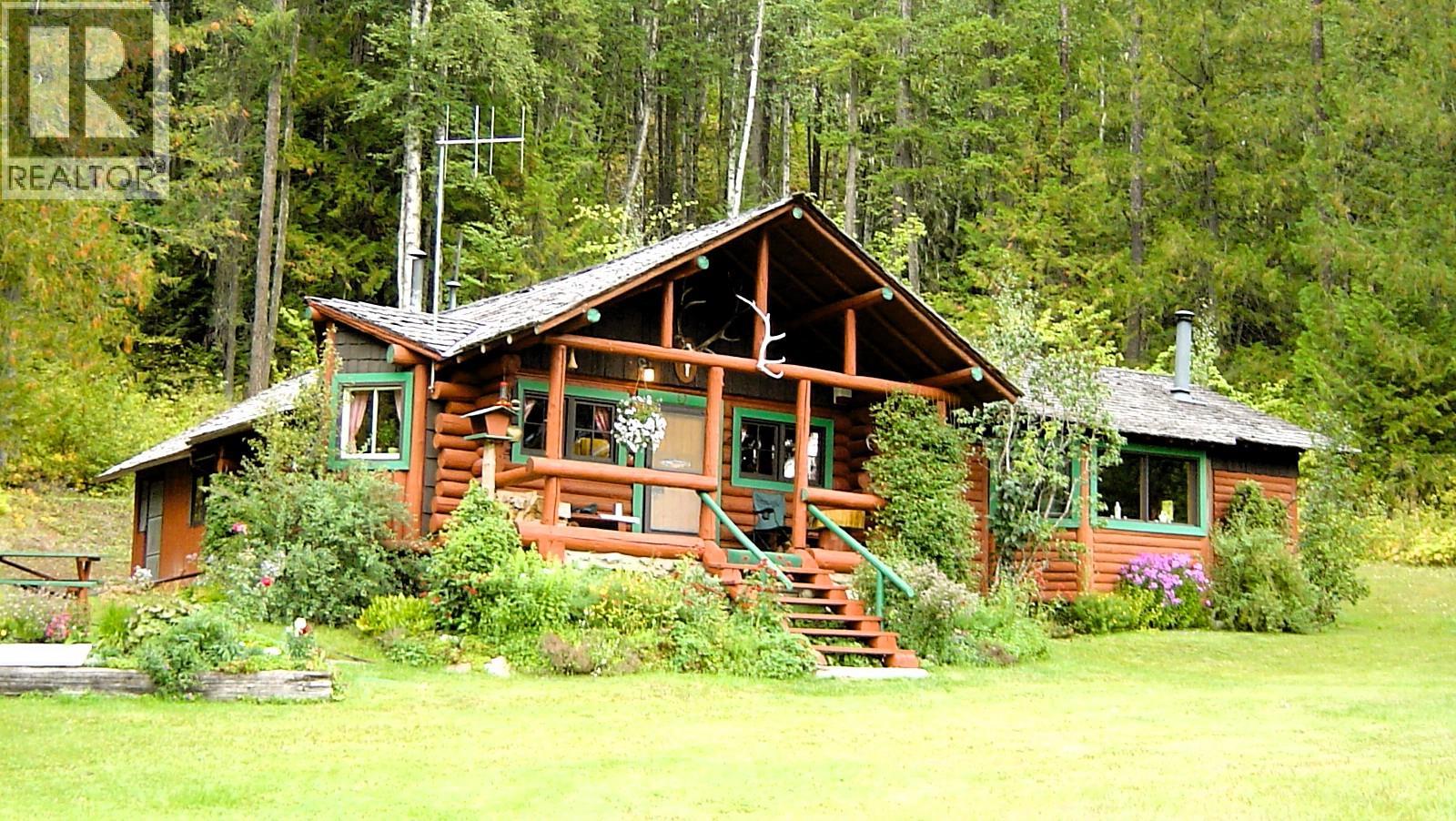 15370 Highway 31 Highway, Poplar Creek, British Columbia  V0G 1N0 - Photo 43 - 10400877