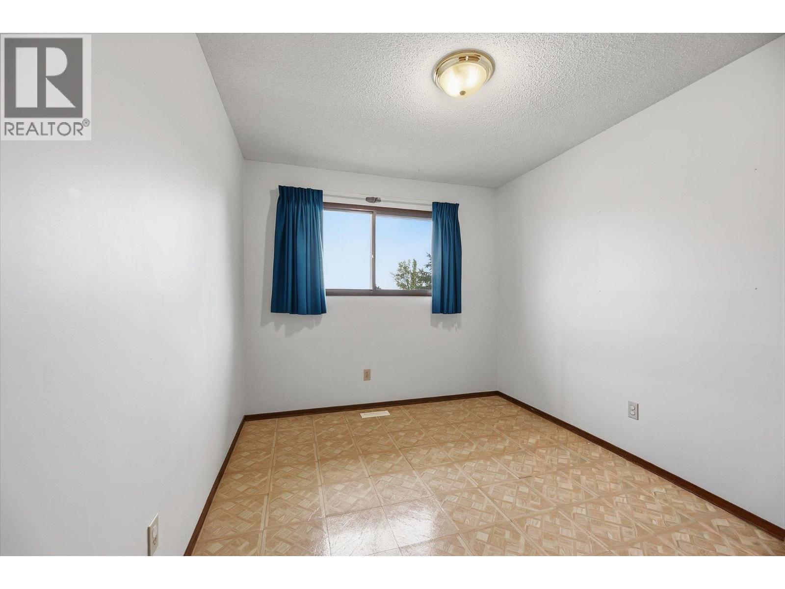 3605 15 Avenue, Vernon, British Columbia  V1T 7Z5 - Photo 14 - 10400274