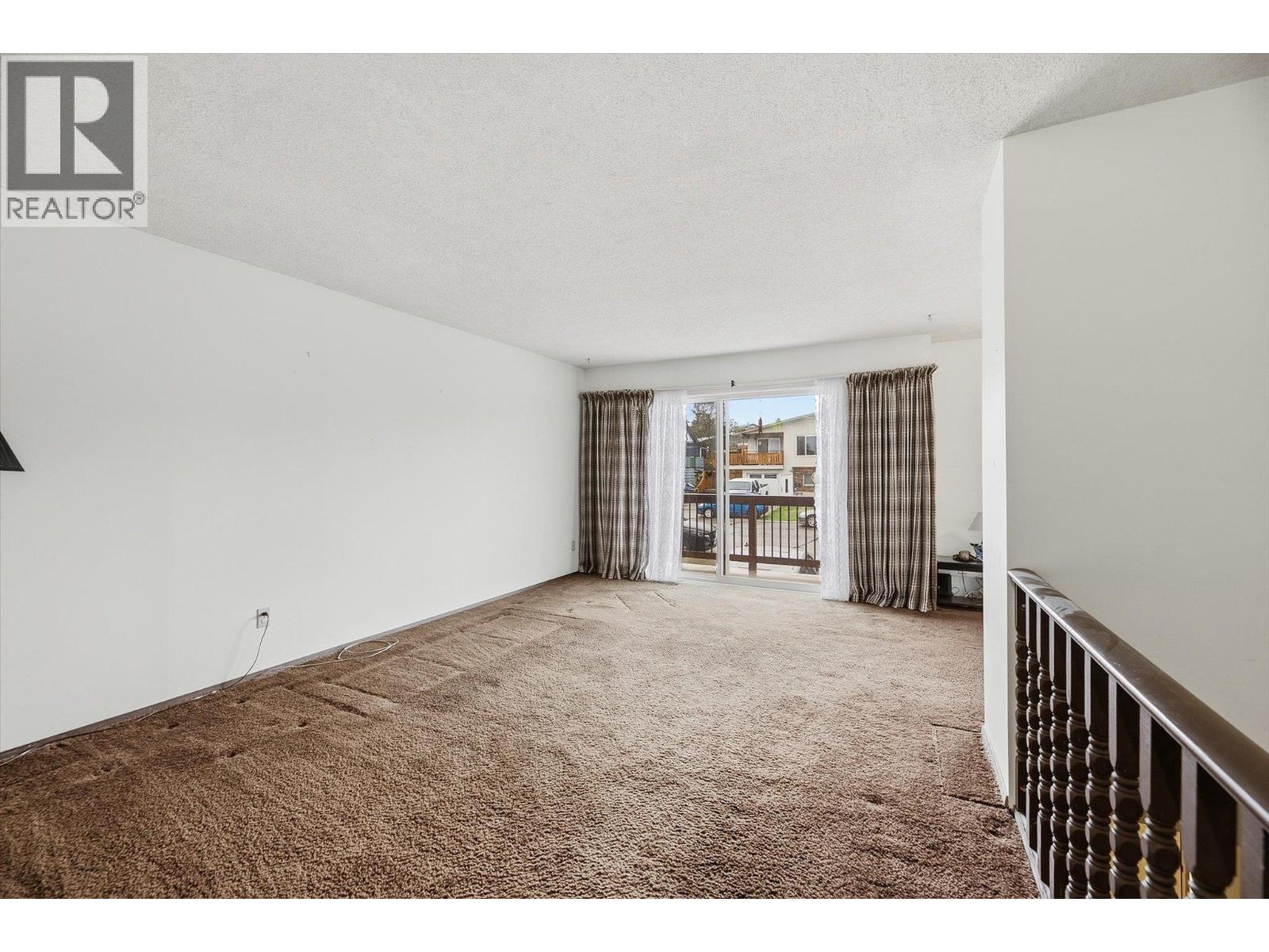 3605 15 Avenue, Vernon, British Columbia  V1T 7Z5 - Photo 3 - 10400274