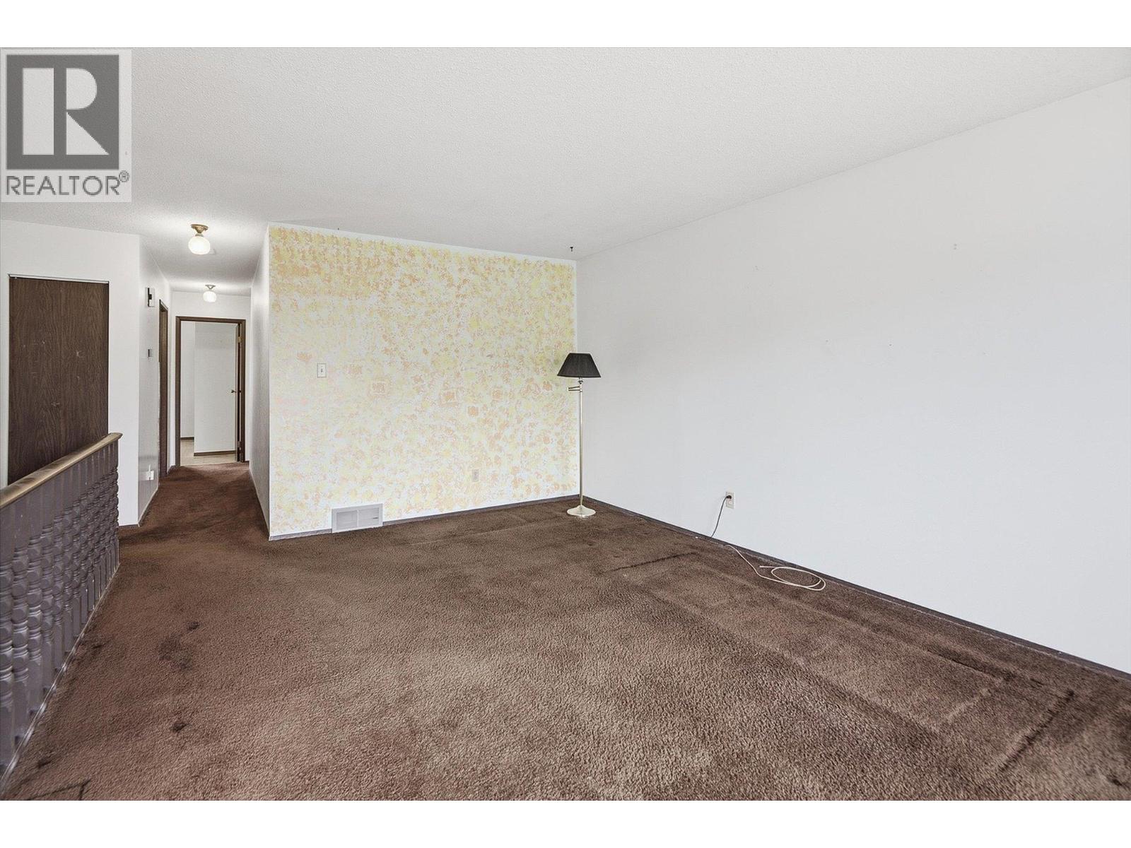 3605 15 Avenue, Vernon, British Columbia  V1T 7Z5 - Photo 4 - 10400274