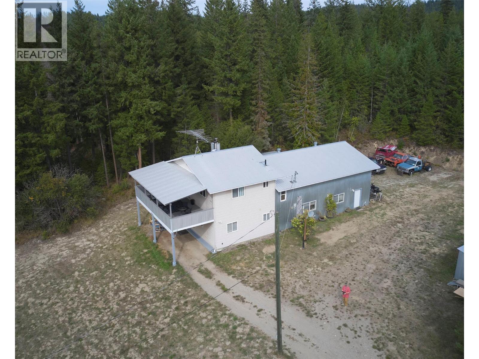 1311 Mallory Road, Enderby, British Columbia  V4Y 4H7 - Photo 4 - 10399966
