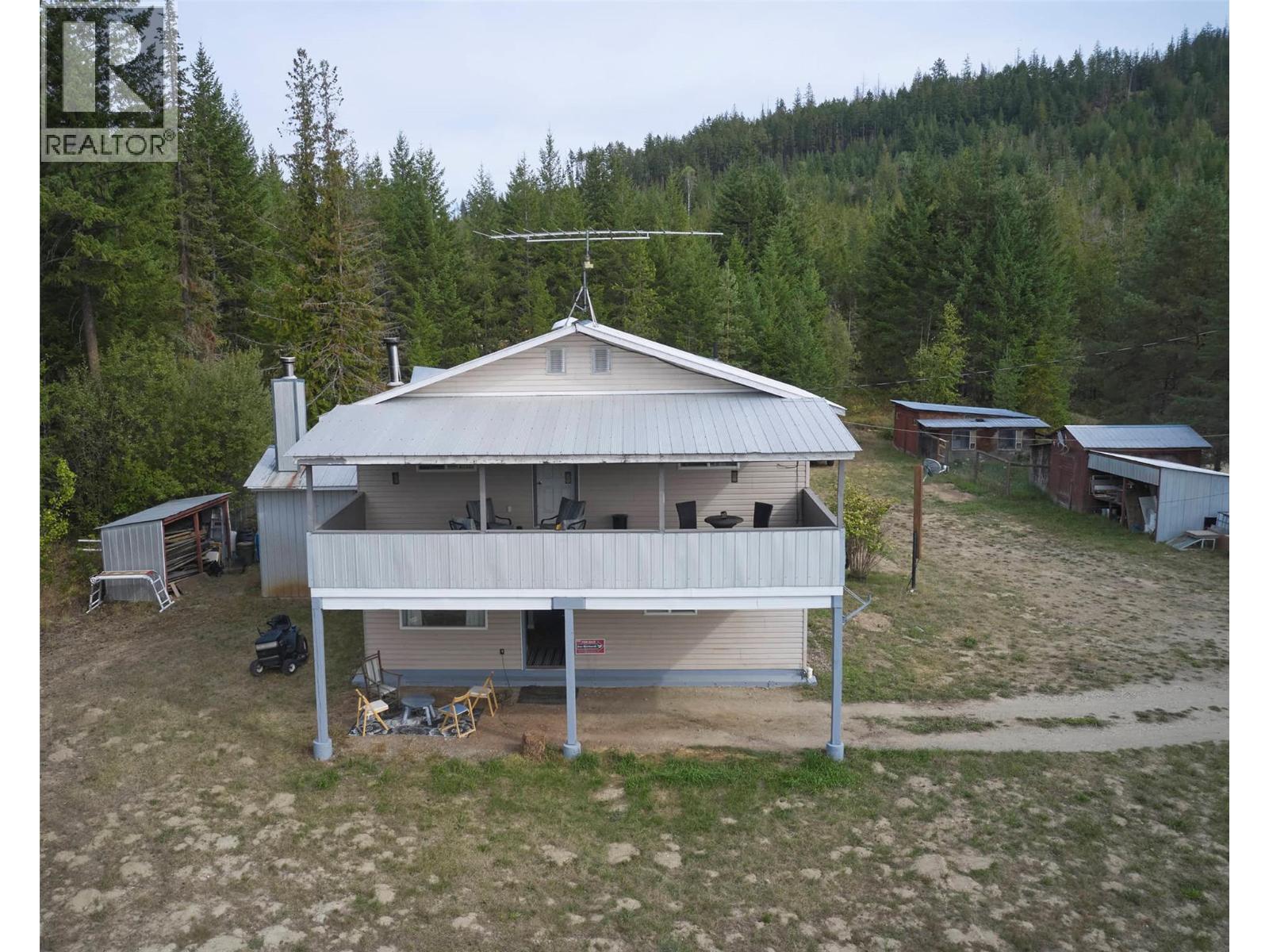 1311 Mallory Road, Enderby, British Columbia  V4Y 4H7 - Photo 5 - 10399966