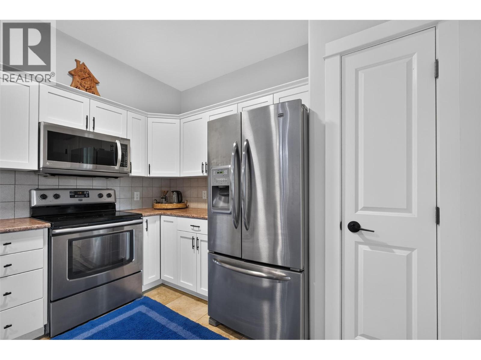 2551 Shoreline Drive Unit# 208, Lake Country, British Columbia  V1V 2P2 - Photo 6 - 10400575