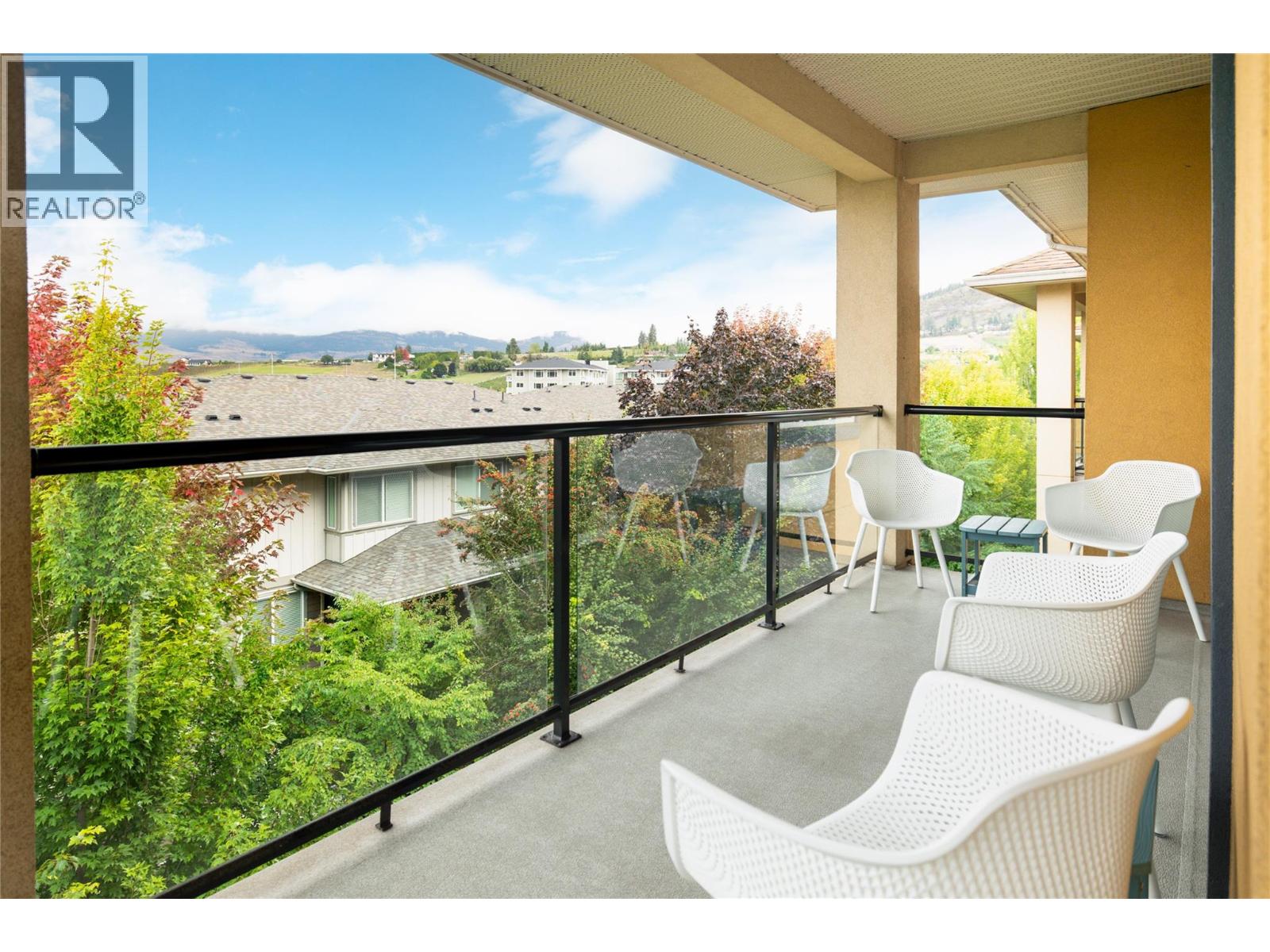 307 Whitman Road Unit# 406, Kelowna, British Columbia  V1V 2P3 - Photo 1 - 10401255