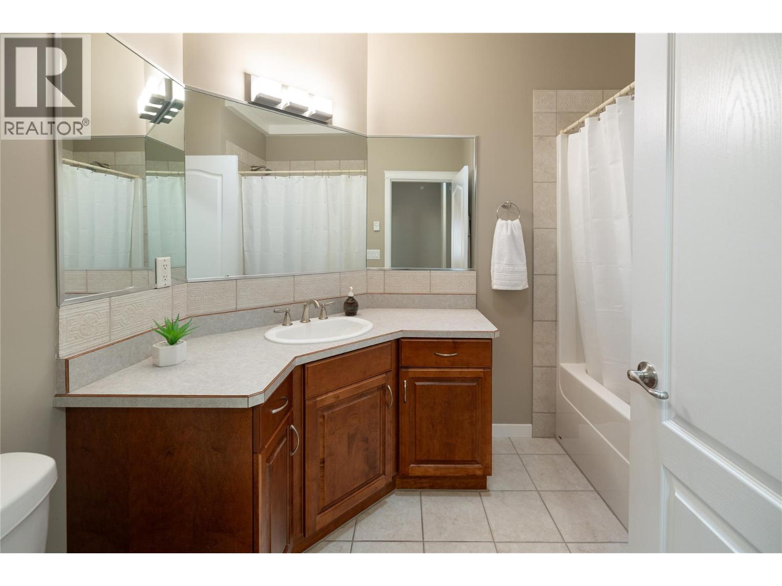 307 Whitman Road Unit# 406, Kelowna, British Columbia  V1V 2P3 - Photo 14 - 10401255