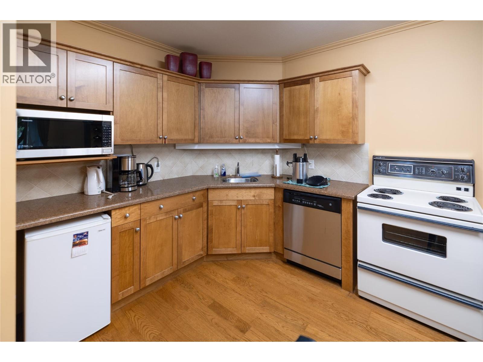 307 Whitman Road Unit# 406, Kelowna, British Columbia  V1V 2P3 - Photo 28 - 10401255