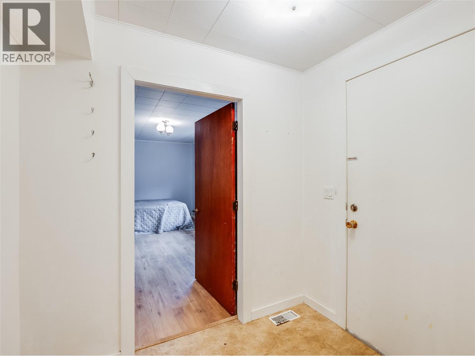 1802 Perrier Road, Nelson, British Columbia  V1L 6Y8 - Photo 12 - 10401288