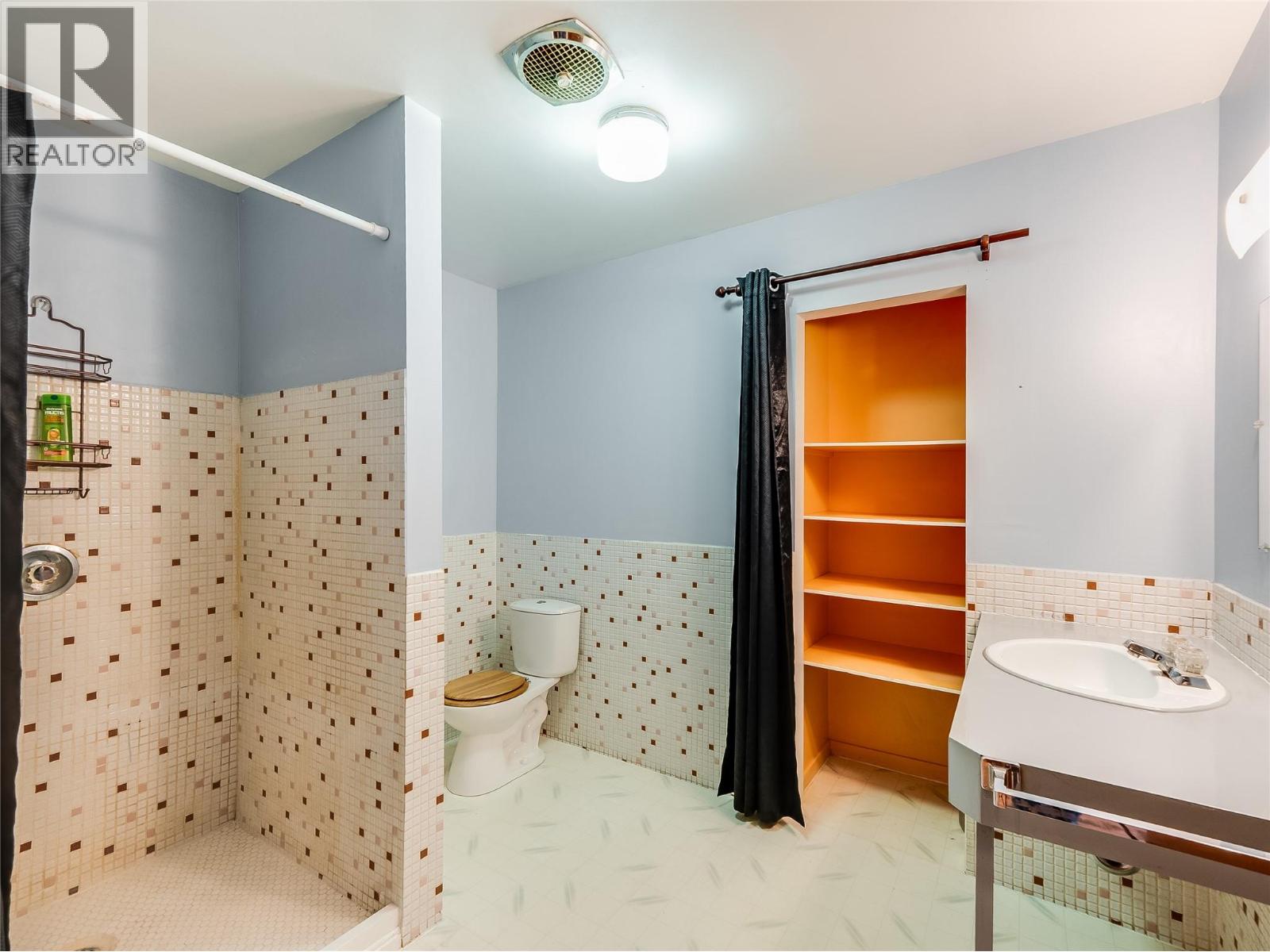 1802 Perrier Road, Nelson, British Columbia  V1L 6Y8 - Photo 15 - 10401288