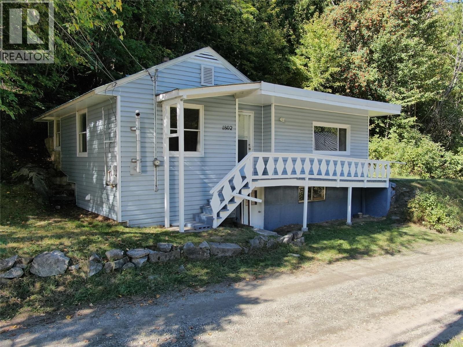1802 Perrier Road, Nelson, British Columbia  V1L 6Y8 - Photo 2 - 10401288
