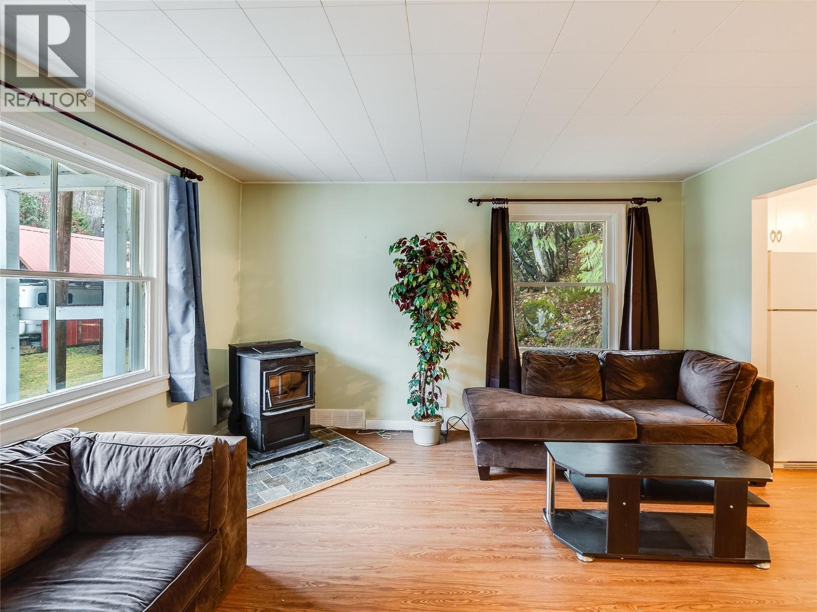 1802 Perrier Road, Nelson, British Columbia  V1L 6Y8 - Photo 4 - 10401288