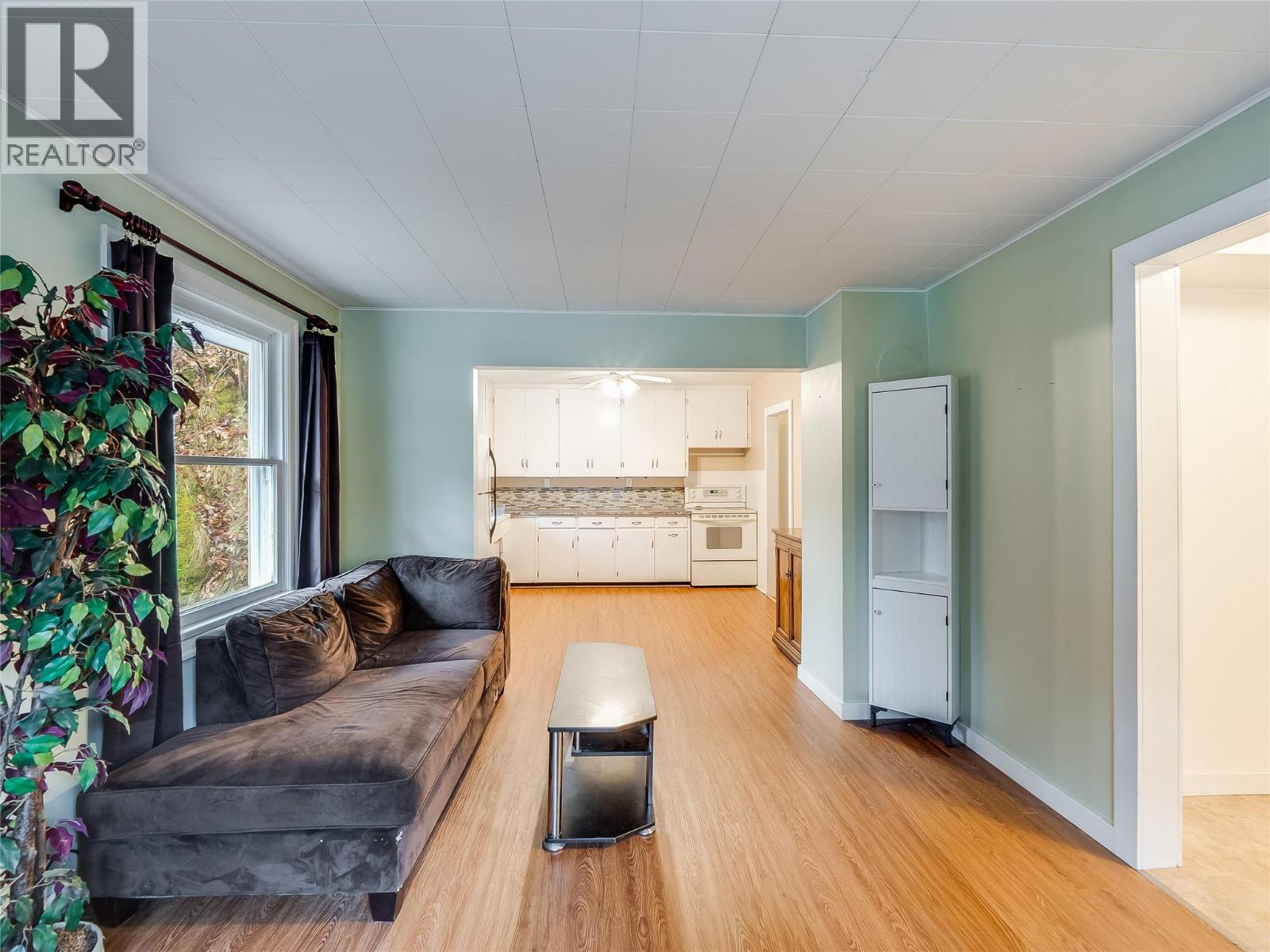 1802 Perrier Road, Nelson, British Columbia  V1L 6Y8 - Photo 8 - 10401288