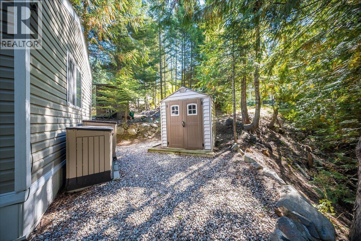 891 Monte Vista Drive Unit# 30, Rossland, British Columbia  V0G 1Y0 - Photo 24 - 10401136