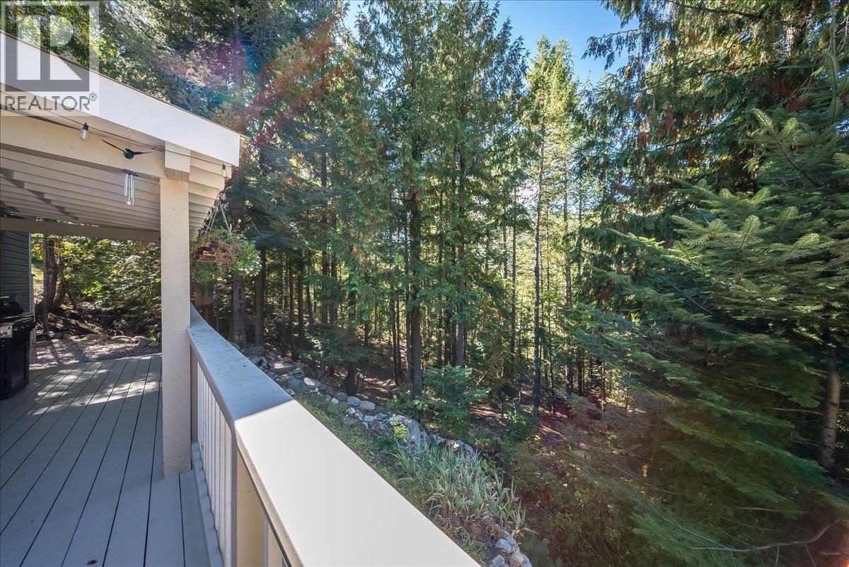 891 Monte Vista Drive Unit# 30, Rossland, British Columbia  V0G 1Y0 - Photo 5 - 10401136