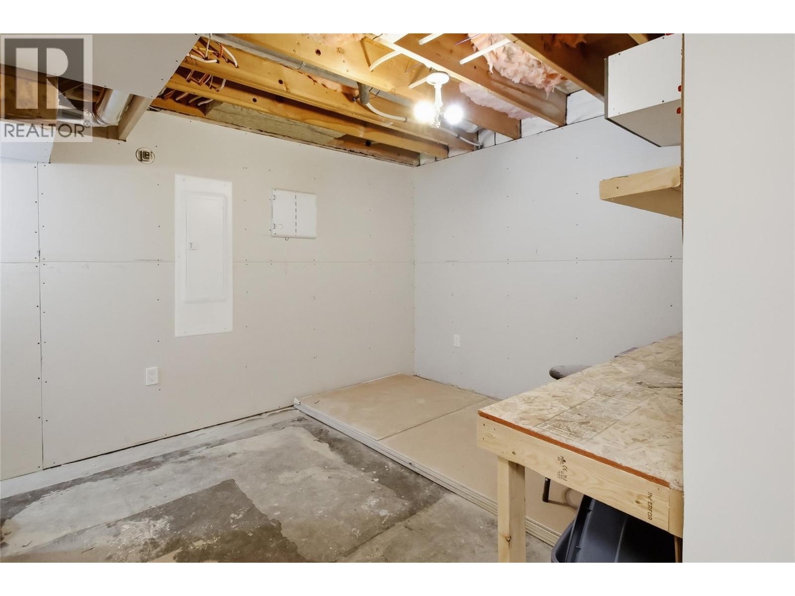 2306 Greenfield Avenue, Kamloops, British Columbia  V2B 4P4 - Photo 26 - 10401311