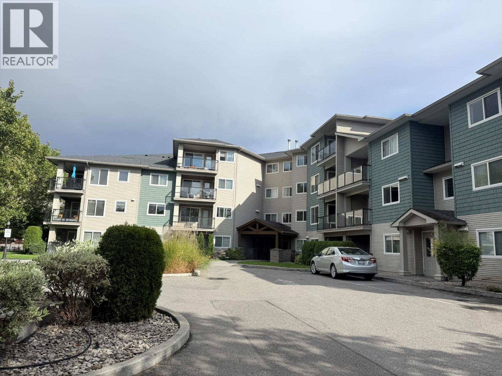 135 Ziprick Road Unit# 406, Kelowna, British Columbia  V1X 8B2 - Photo 3 - 10401275