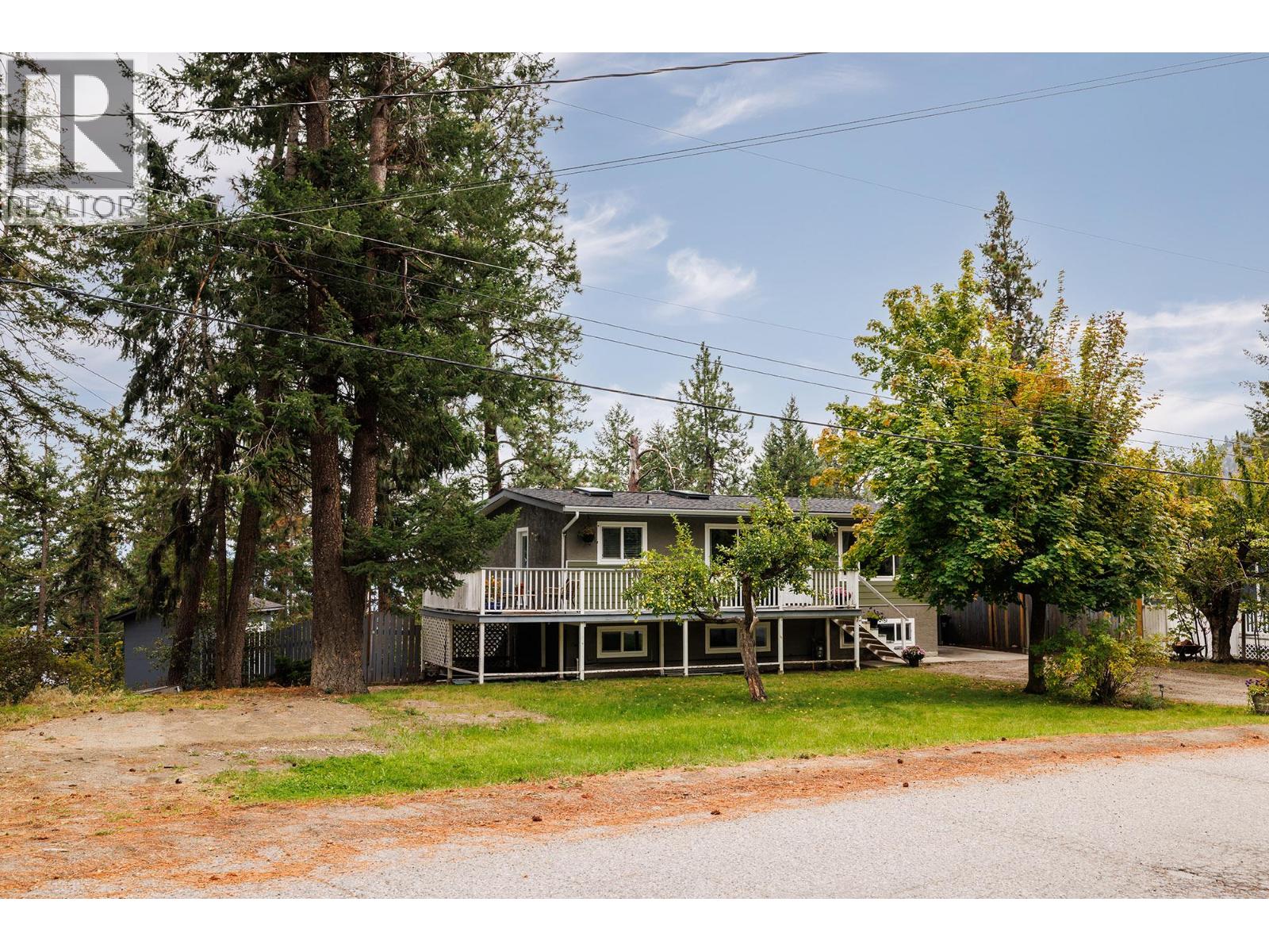 5215 Pineridge Road, Peachland, British Columbia  V0H 1X8 - Photo 1 - 10400899
