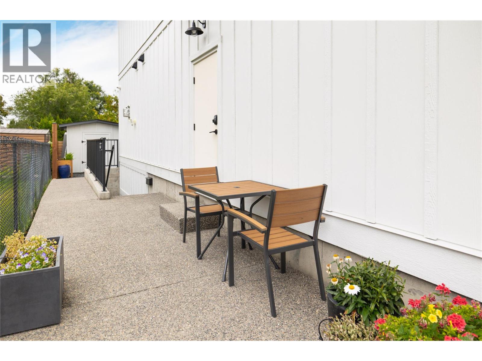 712 Hazell Road, Kelowna, British Columbia  V1W 1R3 - Photo 45 - 10400824