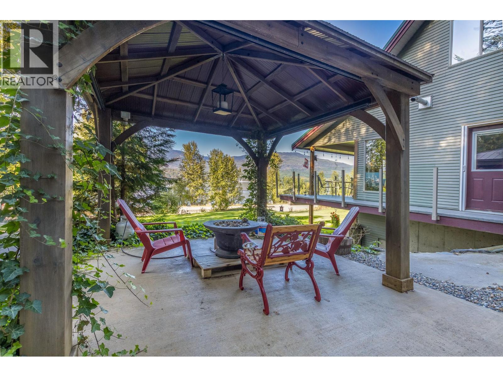 3572 Eagle Bay Road, Eagle Bay, British Columbia  V0E 1T0 - Photo 30 - 10401045
