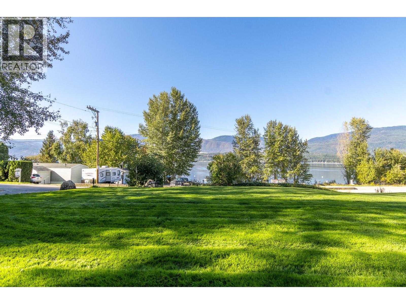 3572 Eagle Bay Road, Eagle Bay, British Columbia  V0E 1T0 - Photo 31 - 10401045