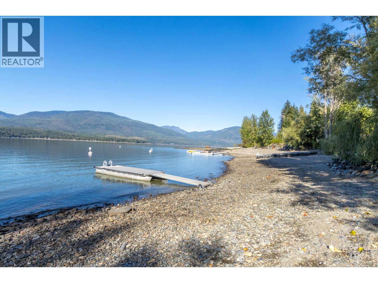 3572 Eagle Bay Road, Eagle Bay, British Columbia  V0E 1T0 - Photo 34 - 10401045