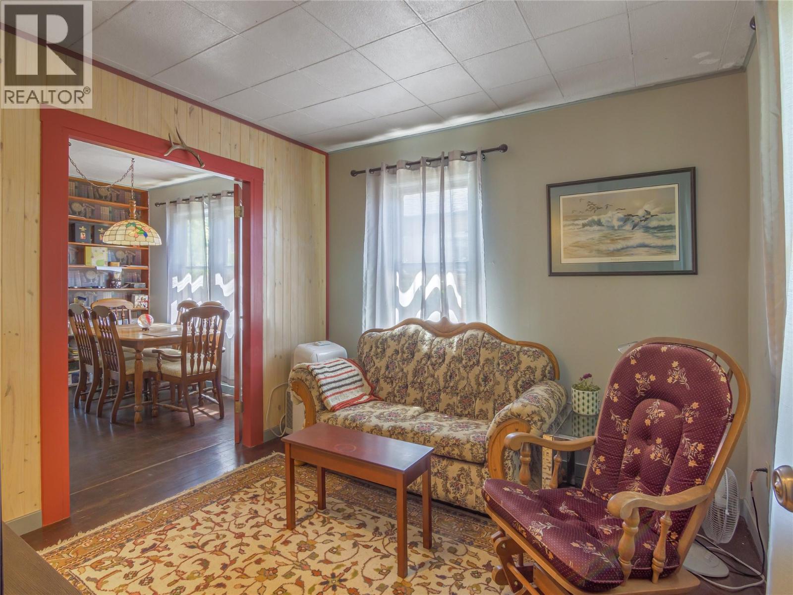 574 Van Horne Street, Penticton, British Columbia  V2A 4K8 - Photo 8 - 10401322