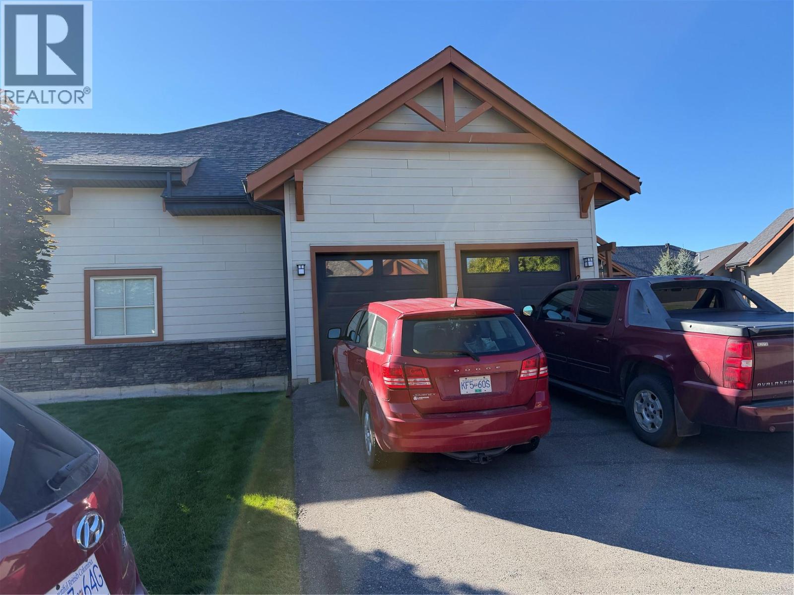 225 Boulder Creek N, Cranbrook, British Columbia  V1C 0B4 - Photo 2 - 10400802