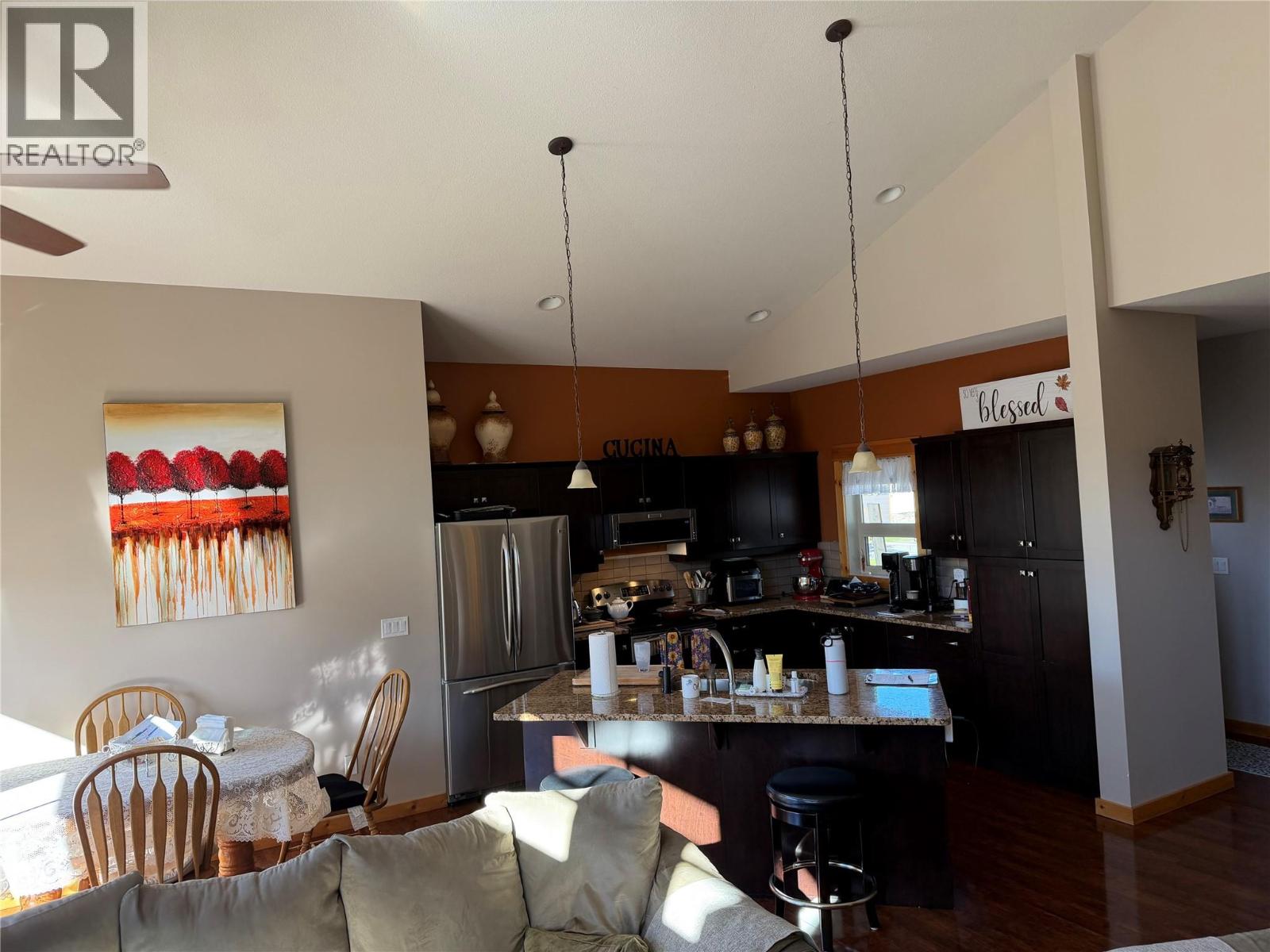 225 Boulder Creek N, Cranbrook, British Columbia  V1C 0B4 - Photo 9 - 10400802