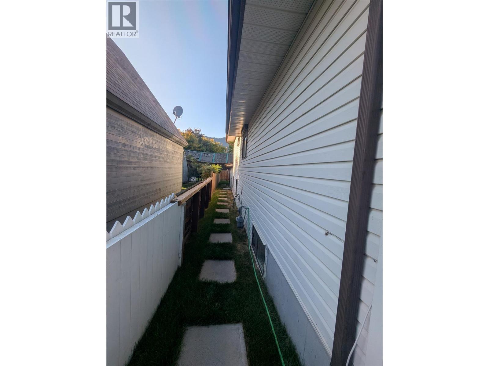 1018 Hillside Avenue, Chase, British Columbia  V0E 1M0 - Photo 27 - 10401332