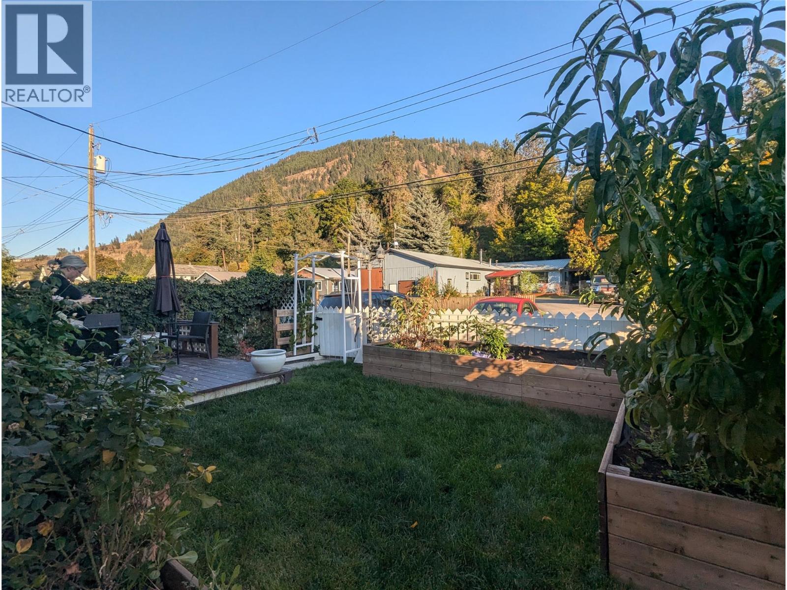 1018 Hillside Avenue, Chase, British Columbia  V0E 1M0 - Photo 33 - 10401332