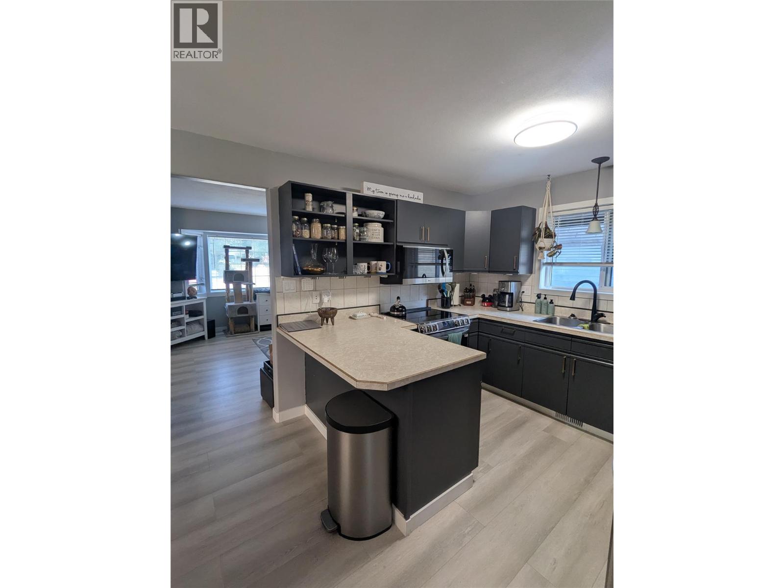 1018 Hillside Avenue, Chase, British Columbia  V0E 1M0 - Photo 6 - 10401332