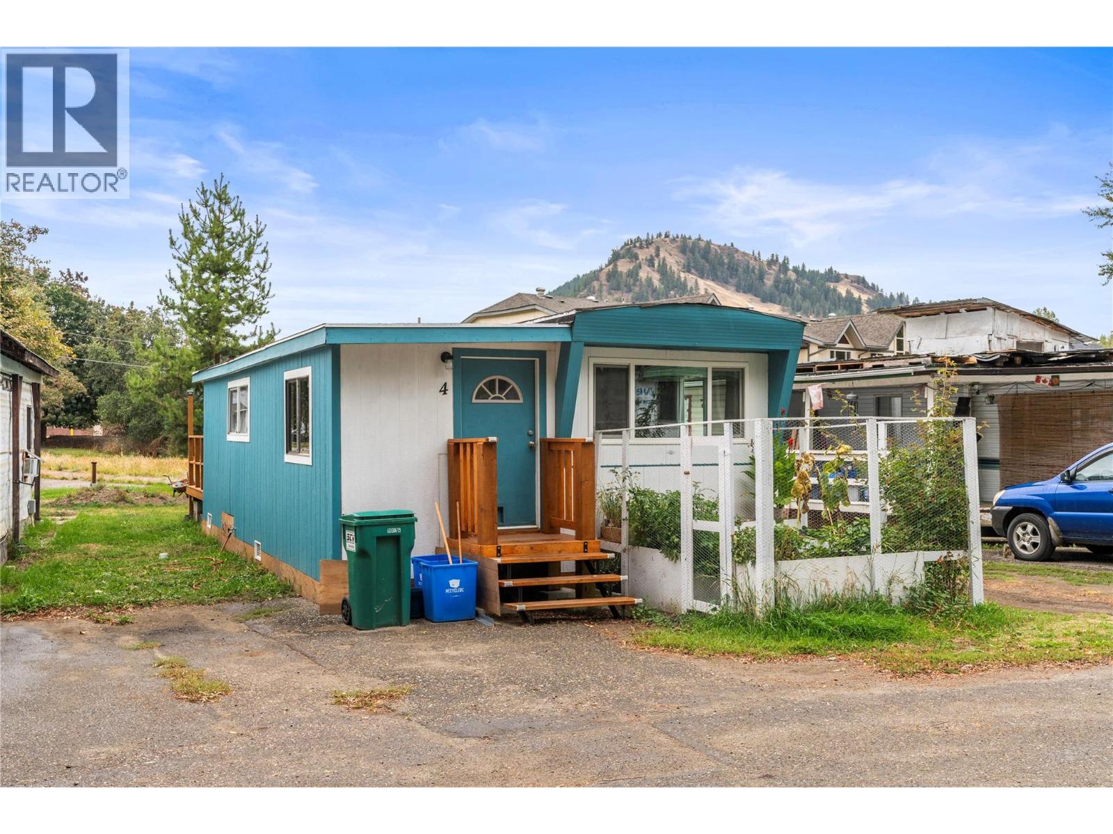 1879 Faulkner Avenue Unit# 4, Lumby, British Columbia  V0E 2G0 - Photo 1 - 10401264