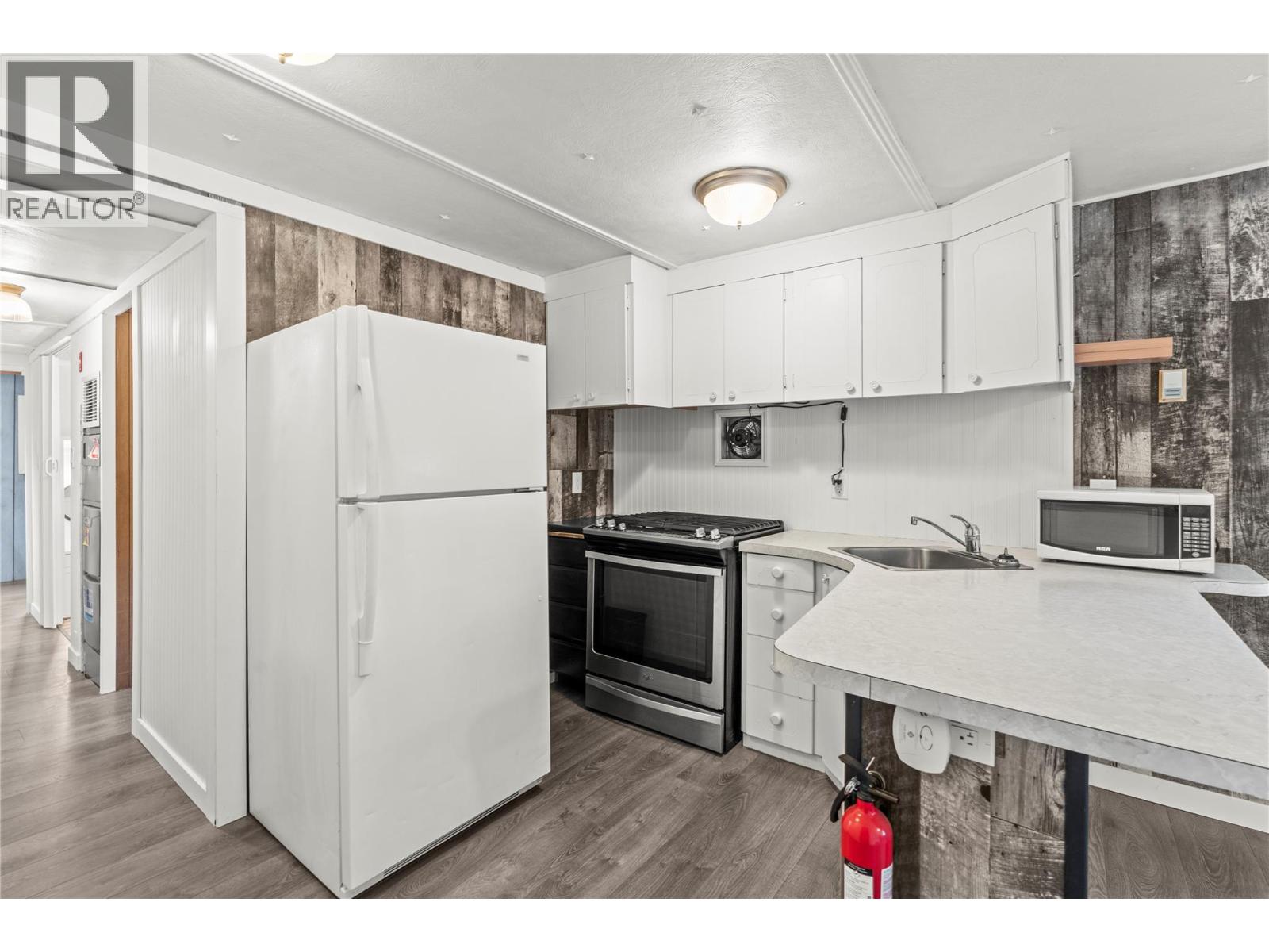 1879 Faulkner Avenue Unit# 4, Lumby, British Columbia  V0E 2G0 - Photo 15 - 10401264