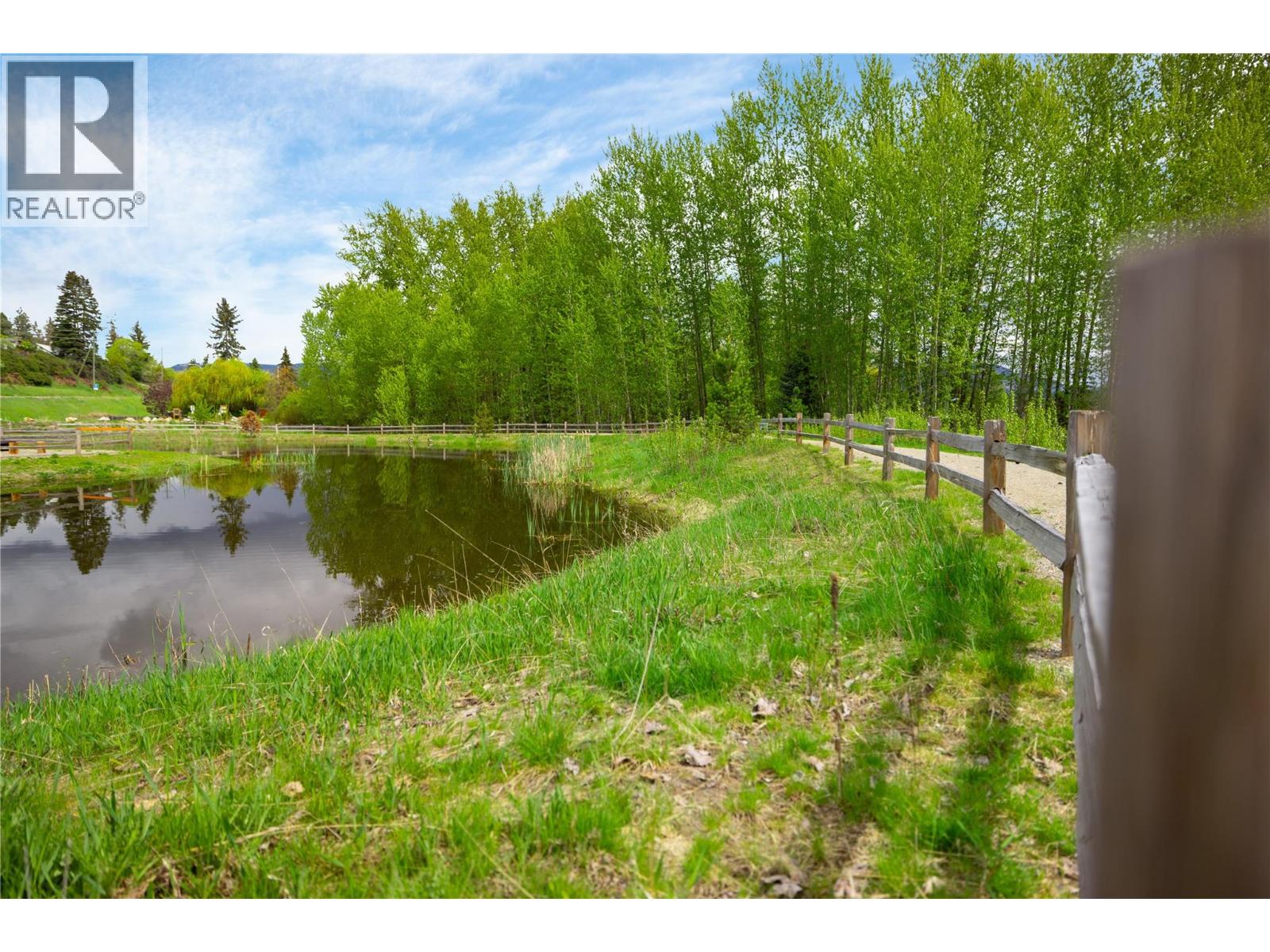 1879 Faulkner Avenue Unit# 4, Lumby, British Columbia  V0E 2G0 - Photo 37 - 10401264