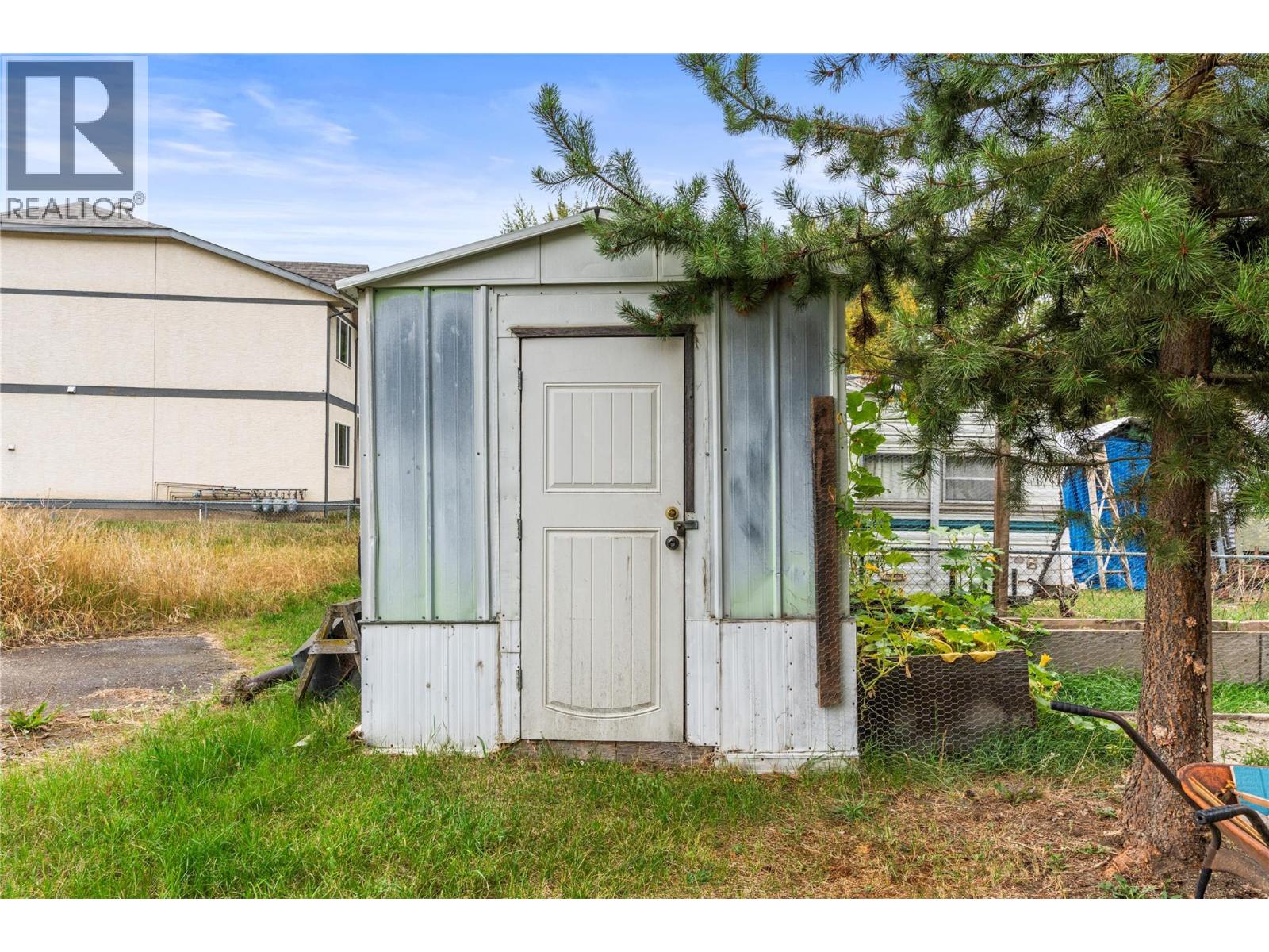 1879 Faulkner Avenue Unit# 4, Lumby, British Columbia  V0E 2G0 - Photo 7 - 10401264
