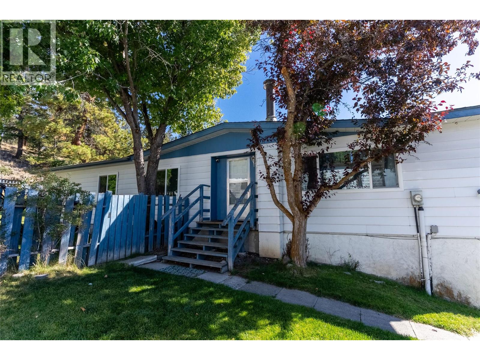 99 Jasper Drive, Logan Lake, British Columbia  V0K 1W0 - Photo 2 - 10400064