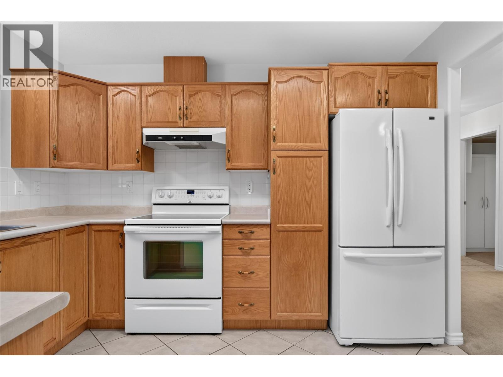 2245 Atkinson Street Unit# 107, Penticton, British Columbia  V2A 8R7 - Photo 5 - 10401150