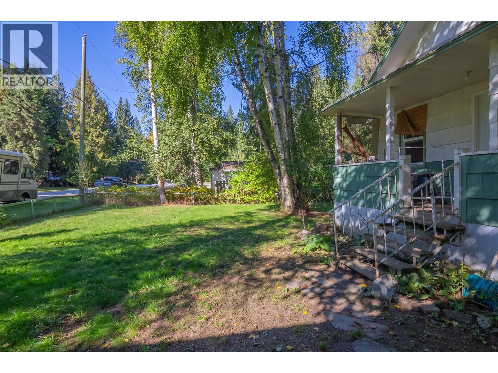 3642 Catherwood Road, Revelstoke, British Columbia  V0E 2S0 - Photo 13 - 10399775