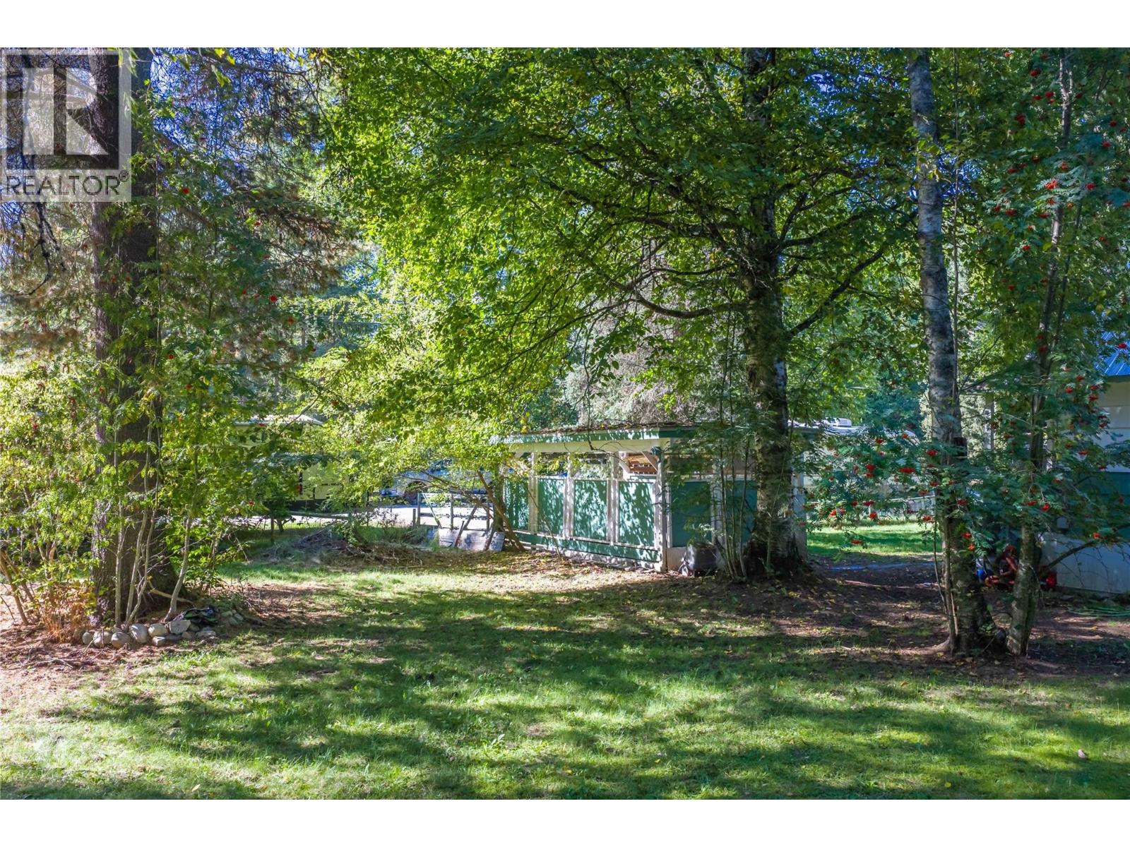 3642 Catherwood Road, Revelstoke, British Columbia  V0E 2S0 - Photo 20 - 10399775