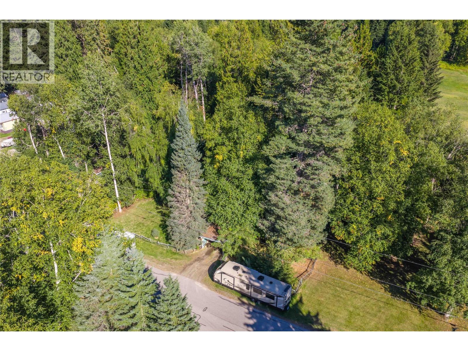 3642 Catherwood Road, Revelstoke, British Columbia  V0E 2S0 - Photo 25 - 10399775