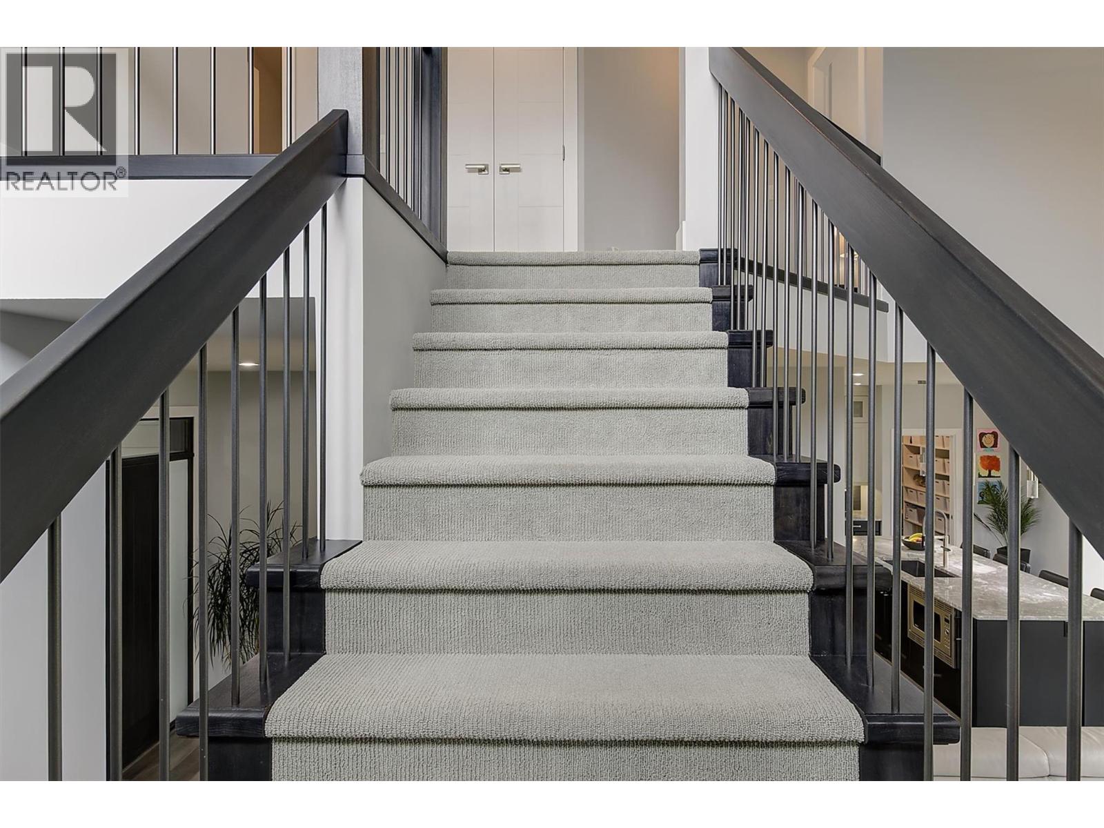 155 Skyland Drive, Kelowna, British Columbia  V1V 3A1 - Photo 35 - 10401248